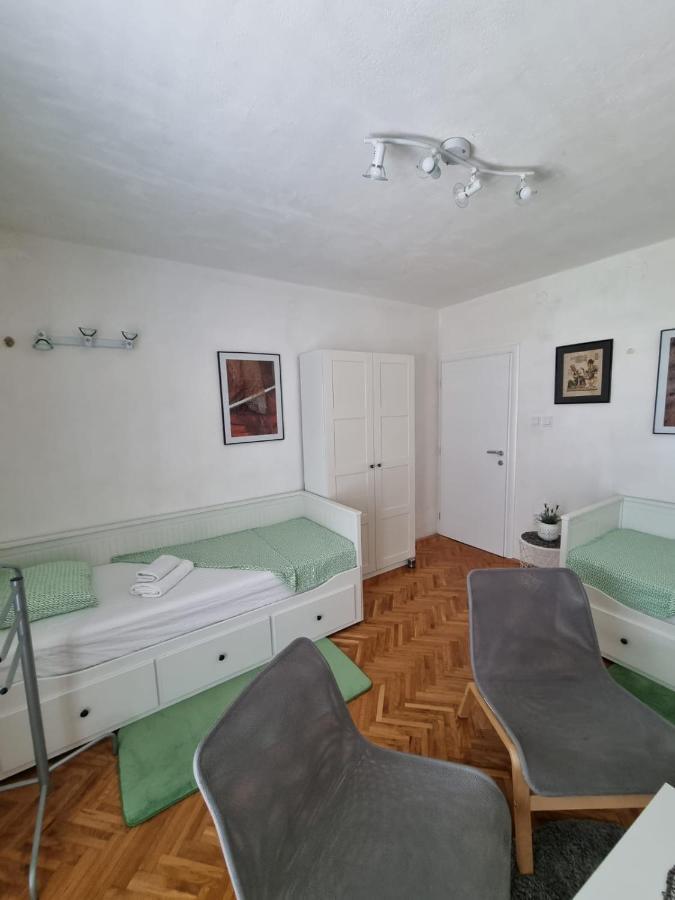 Apartment Mastrinka By The Sea -10M Trogir Buitenkant foto
